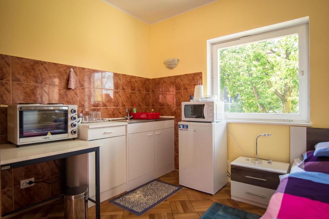 Studio Apartman Second Serve Samobor Exteriör bild